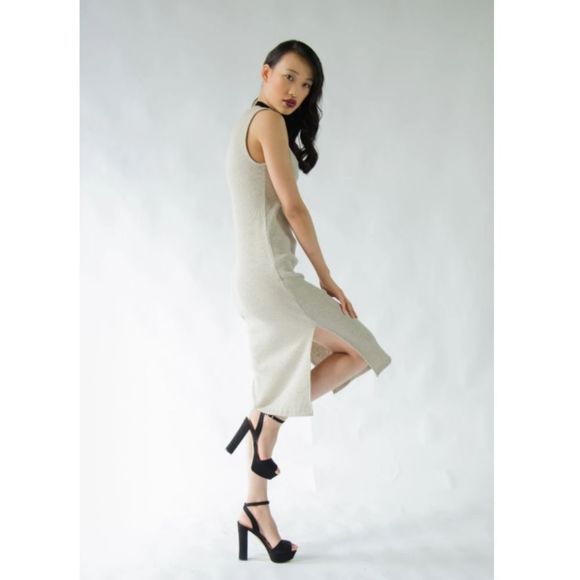 Solid Side Slit V-Neck Dress - Picture 3 of 7